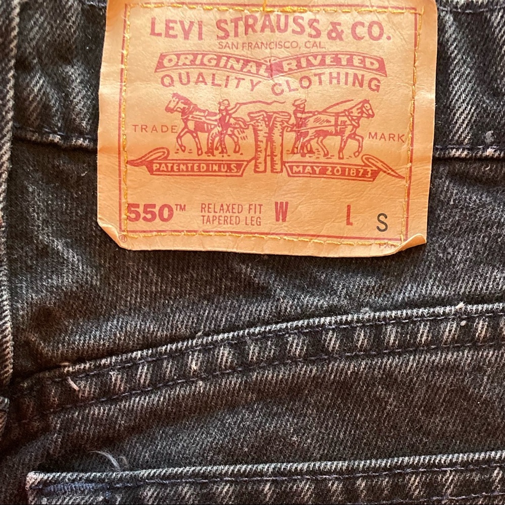 Vintage black Levi’s 550
